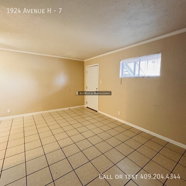 Foto del edificio - 1924 Avenue H