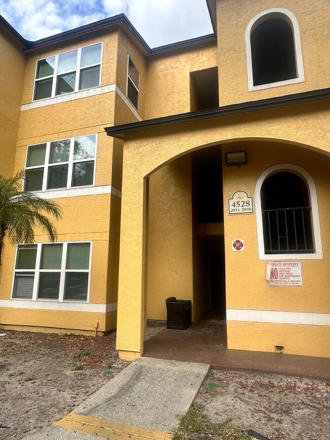 Photo - 4512 Commander Drive House