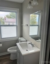 Building Photo - 20 Windwood Courts