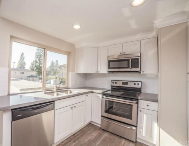 Building Photo - 927 Junipero Dr