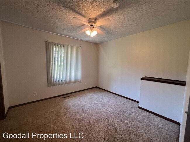 Foto del edificio - 3 br, 2 bath House - 10390 Clark Street