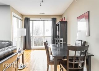 Building Photo - 233 E St Joseph St