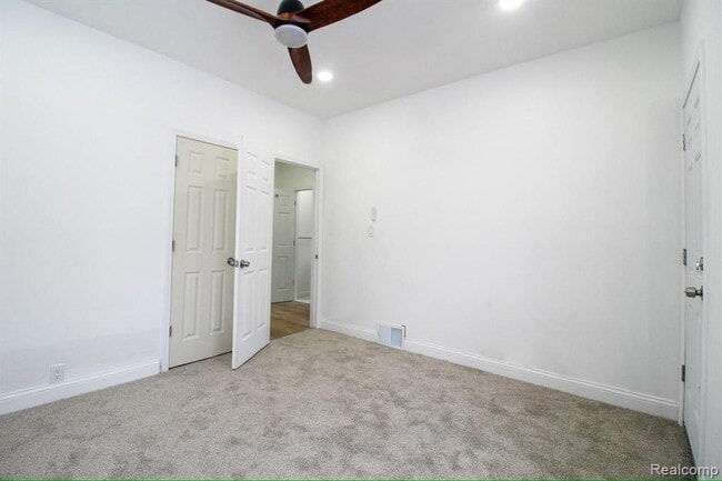 Foto del edificio - 2891 W Grand St