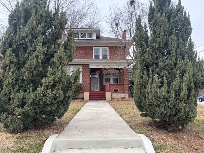 Foto del edificio - 1901 Avon Rd SW