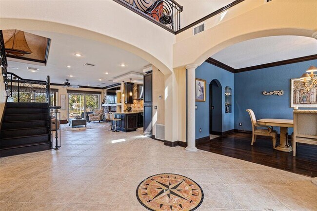 Building Photo - 3931 Pompano Dr SE