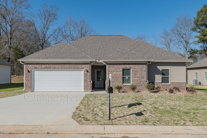 541 White Oak Cir, Lincoln, AL 35096 House Rental in Lincoln, AL