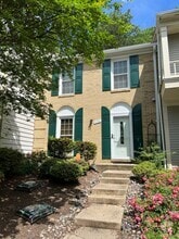 Building Photo - 306 Crescendo Way