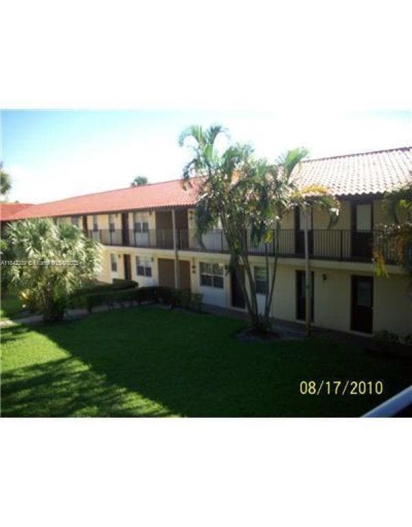 Building Photo - 1200 SW 50th Ave