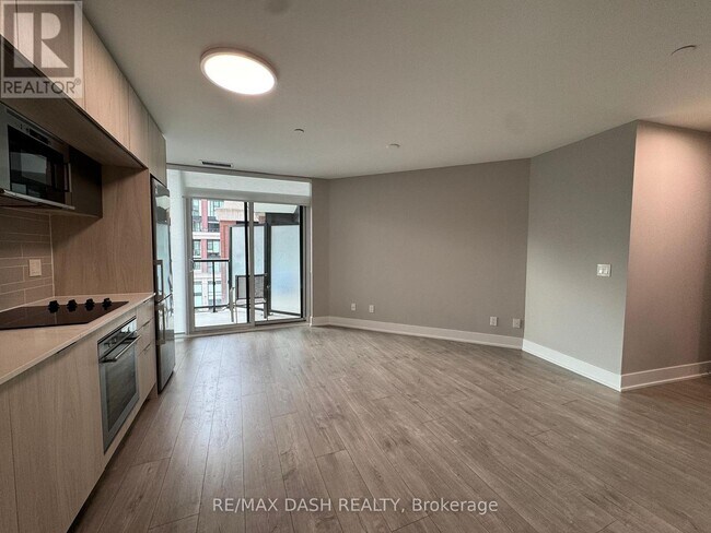 Building Photo - 1-311 Belsize Dr