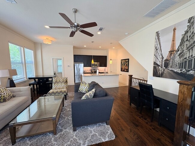 Foto del edificio - 4223 Wycliff Ave
