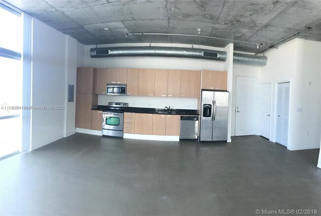Building Photo - 2100 Van Buren St