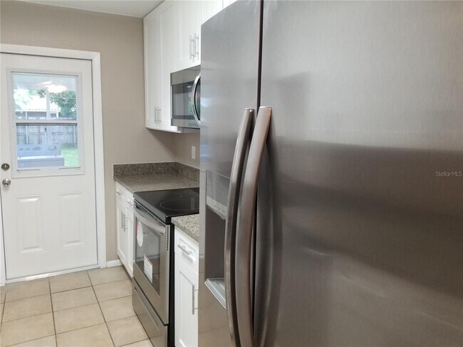 Building Photo - 11231 Pendleton Ave