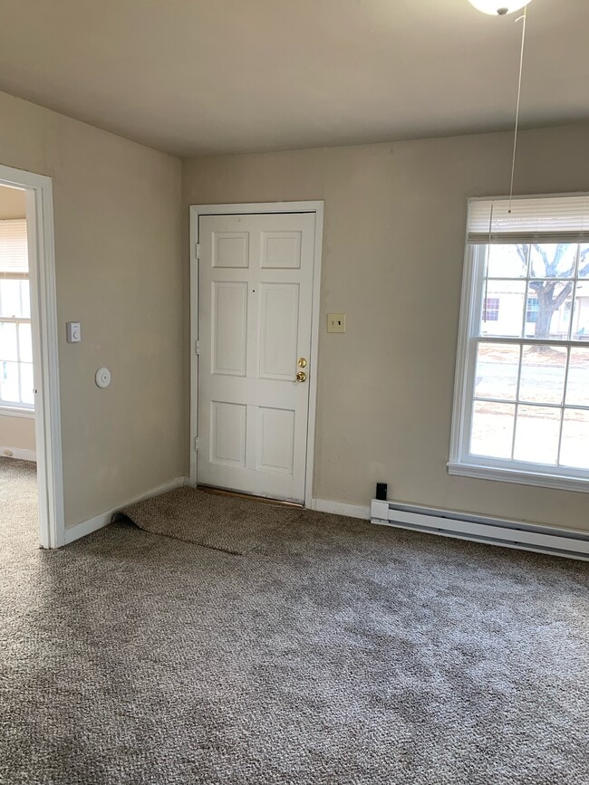 608 Xenia St, Plainview, TX 79072 House Rental in Plainview, TX
