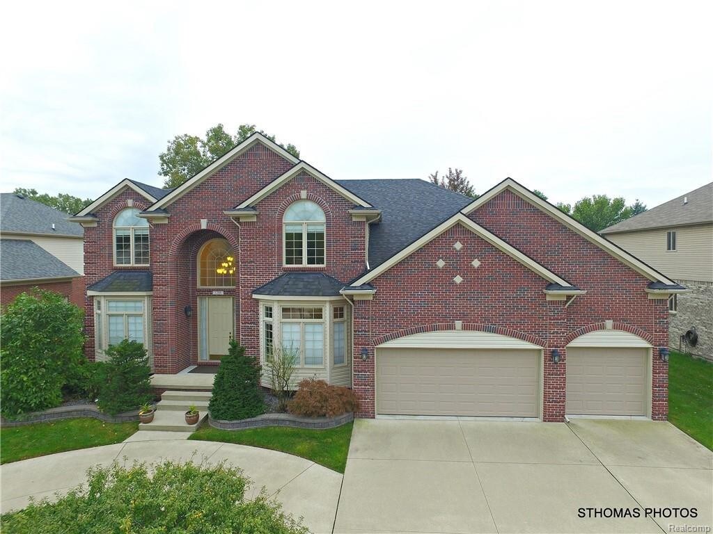 Primary Photo - 1288 Burns Dr