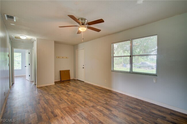 Foto del edificio - 3701 21st St SW