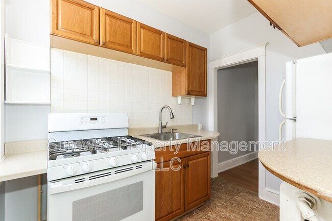 Foto del edificio - 139 E Plumstead Ave
