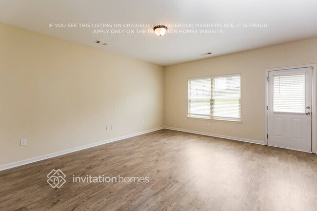 Foto del edificio - 114 Forrest Park Ln