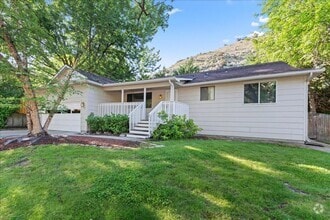 Building Photo - 5912 N Collister Dr