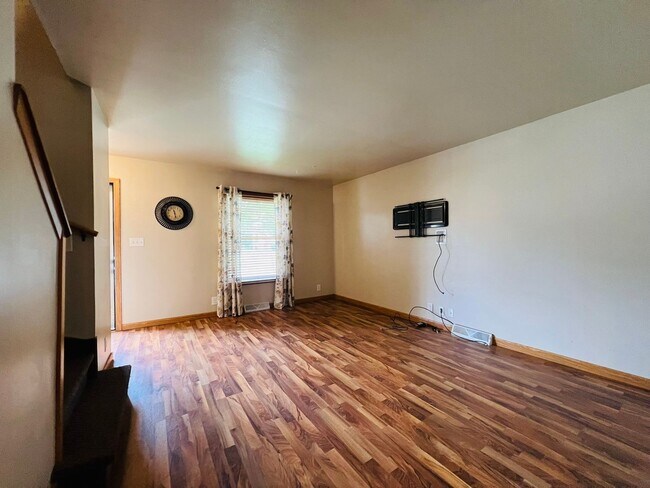 Foto del edificio - N-52nd Street-4942/4940-42-A