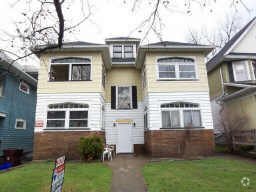 Building Photo - 156 Birr St
