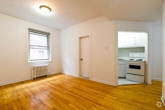 Building Photo - 3495 Av. Van Horne