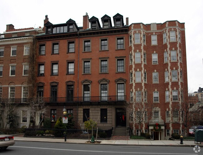 Building Photo - 93 Beacon St