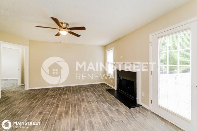 Foto del edificio - 560 Colleen Dr, Thomasville, NC 27360