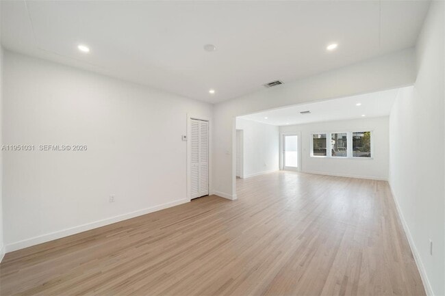 Photo - 47 Oviedo Ave House