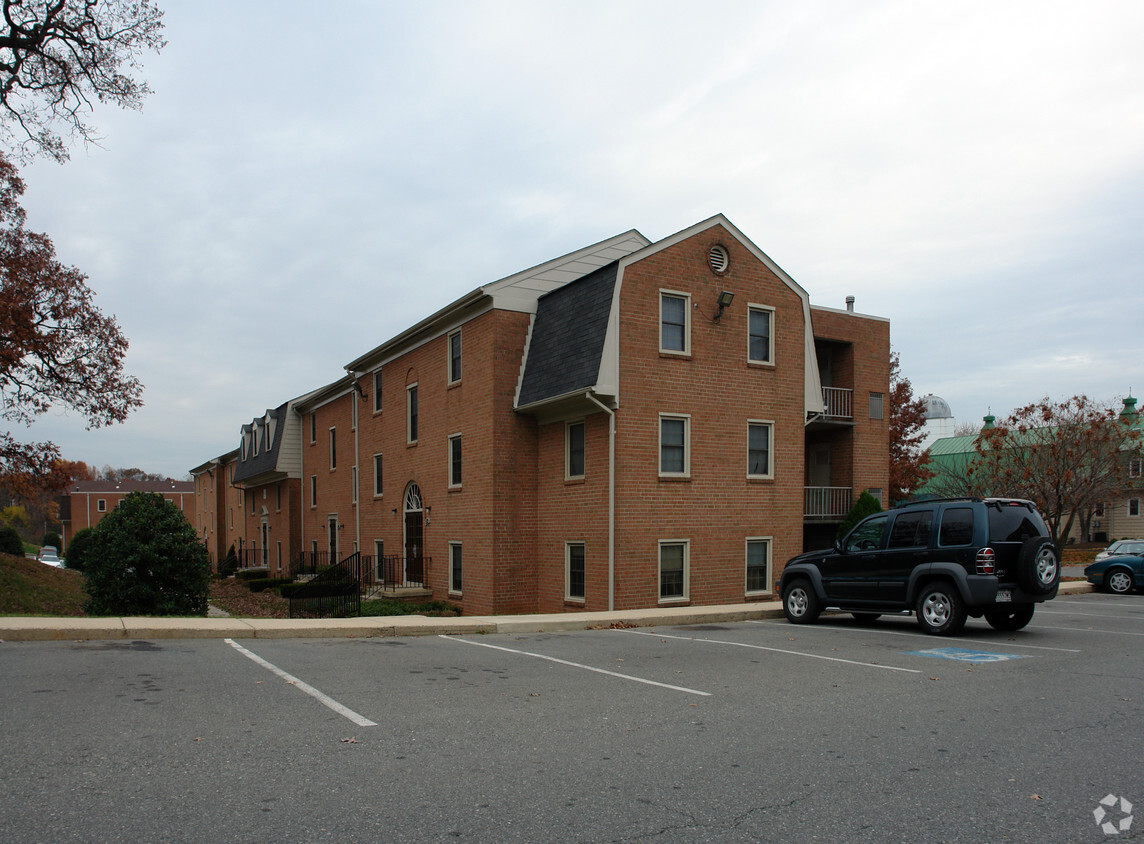 Building Photo - Rosedale Apartments