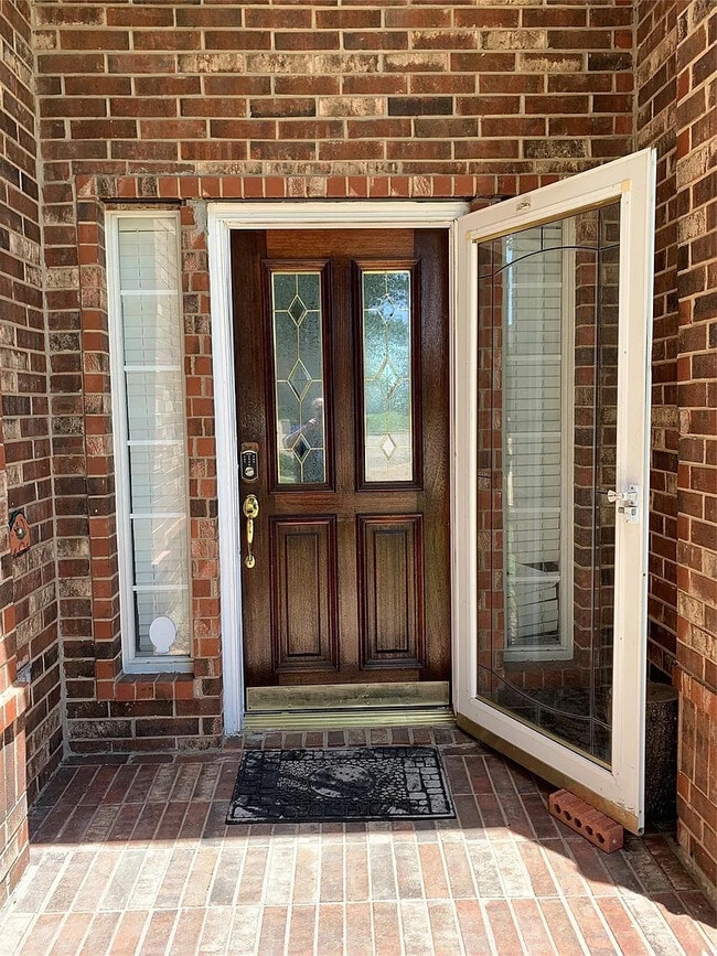 Foto del edificio - Room in House on Rodeo Ct