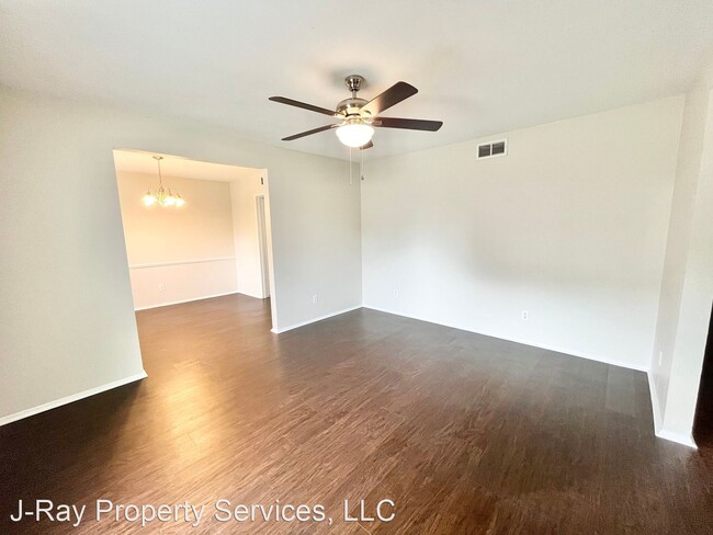 Foto del edificio - 3 br, 2 bath House - 3329 Country Club Drive