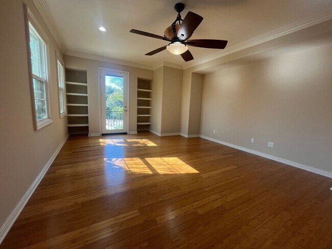 Building Photo - Elegant 5-Bedroom Carmel Valley Home with ...