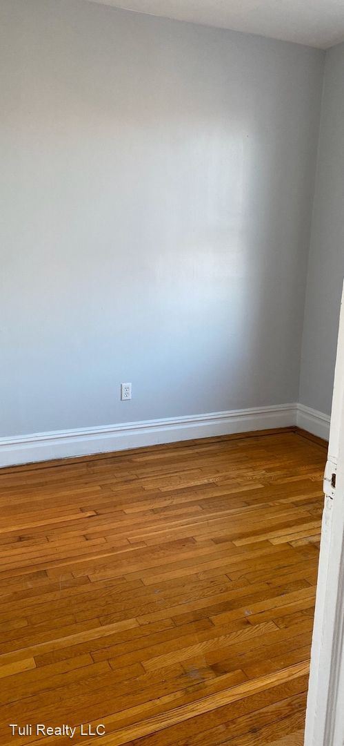 Foto del edificio - 6412 Park Ave