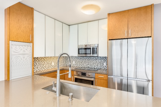 Building Photo - 600 Ala Moana Blvd