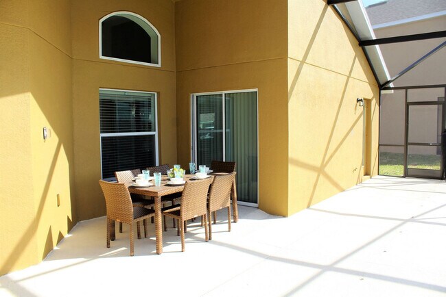 Foto del edificio - 2266 Crofton Ave