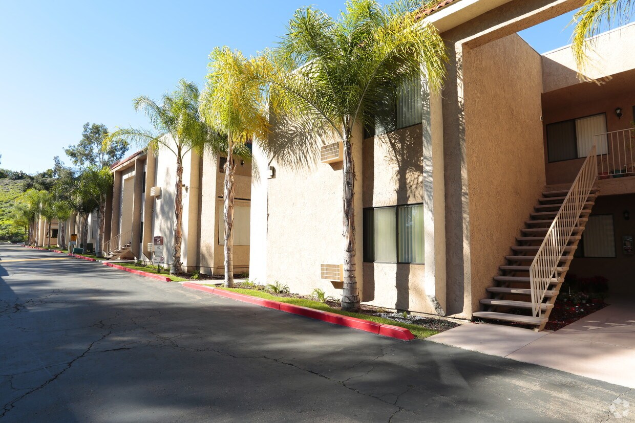 Apartment in Rancho Penasquitos 2 Bed, 1 Bath, 1750
