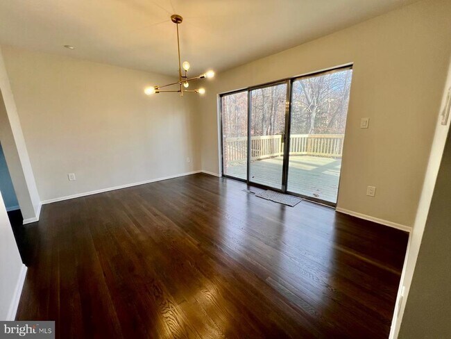Foto del edificio - 13515 Reid Cir