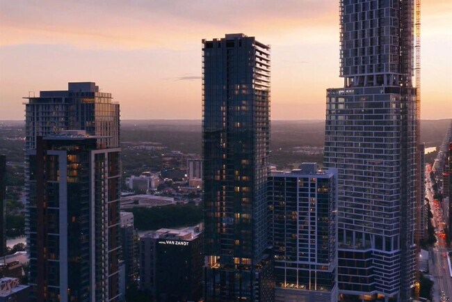 Foto del edificio - 610 Davis St
