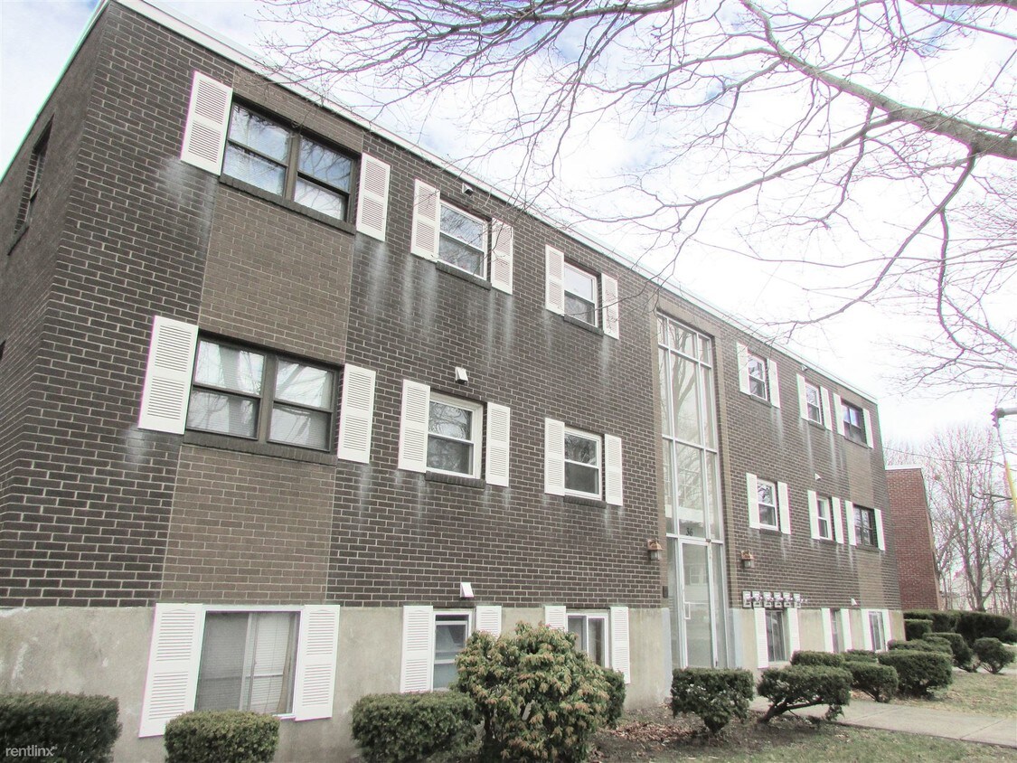 Primary Photo - 36 Curlew Rd