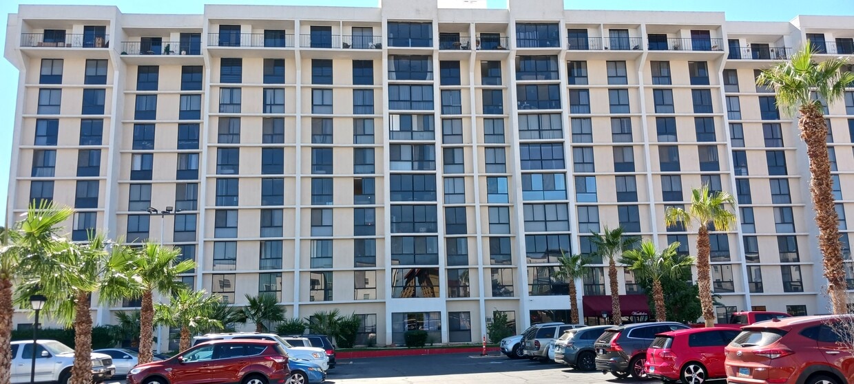 Primary Photo - 3930 S University Center Dr