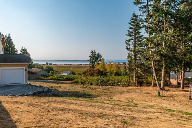 Foto del edificio - 2 bedroom and 2.5 Bath - Admirals Cove Home