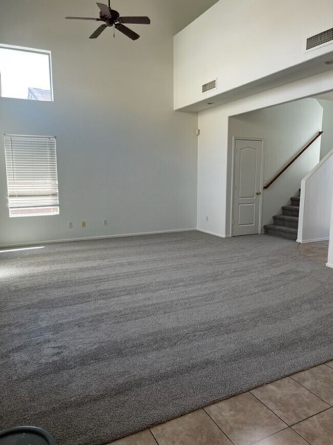 Building Photo - Beautiful Home in Cooper Commons Chandler!