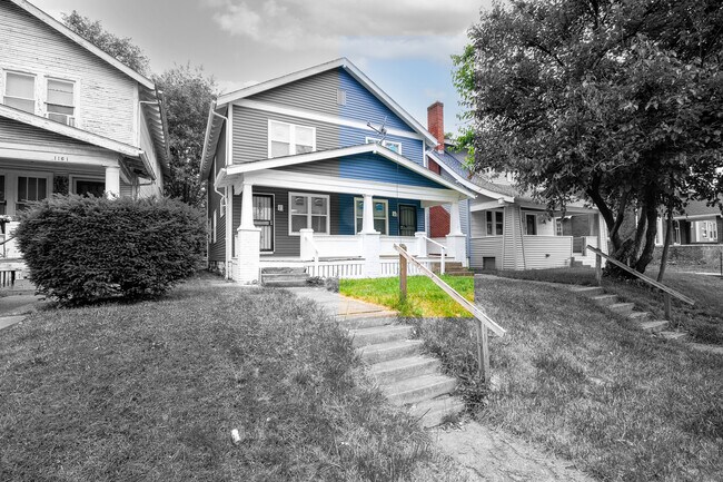 Front - 1157 Linwood Ave
