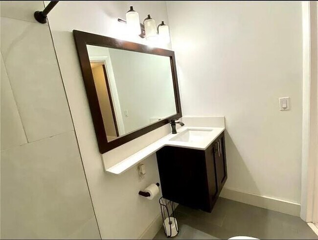 Building Photo - 11613 NW 28th St