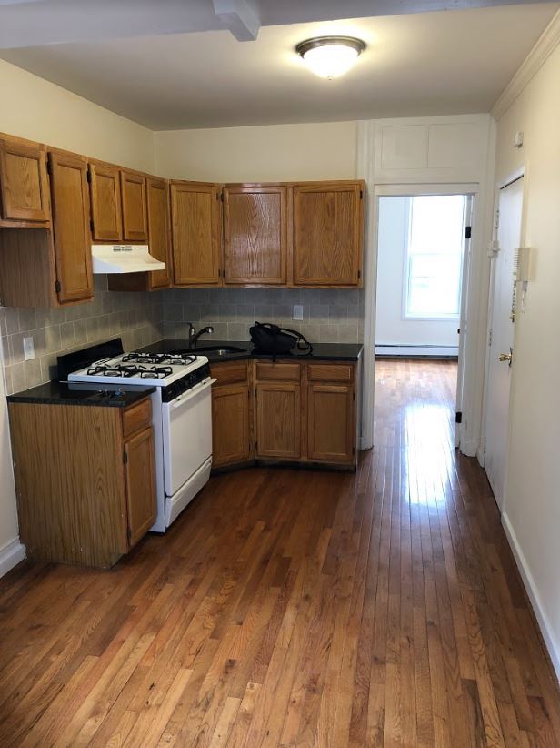 40 Laidlaw Ave Unit 3R, Jersey City, NJ 07306 Apartments in Jersey