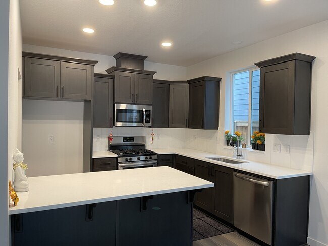 Foto del edificio - 828 S 24th Ave