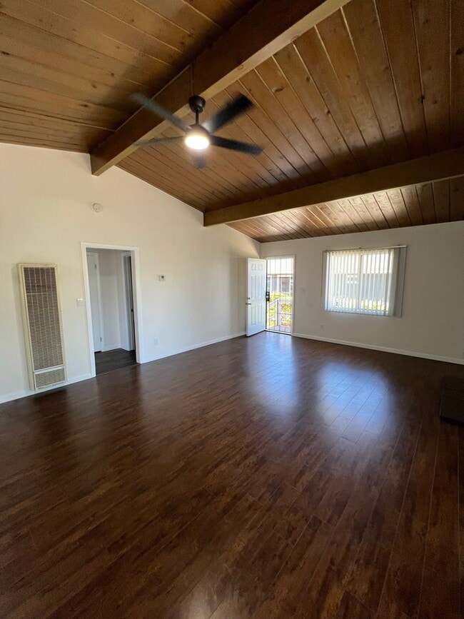 Building Photo - 2753 Buena Vista Ave