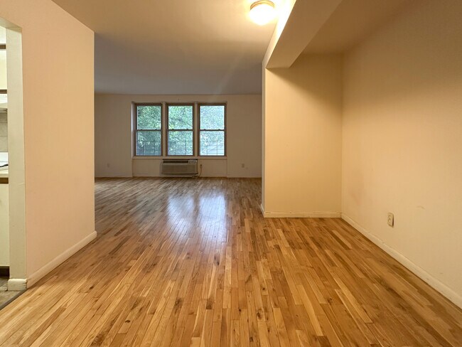 Foto del edificio - 274 County Rd
