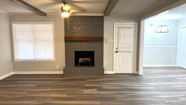 Foto del edificio - Newly Rehabbed 4bedroom 2 bath Home in Mem...