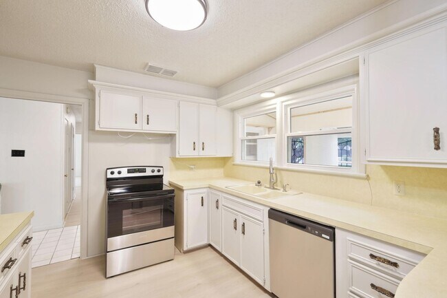 Foto del edificio - 3202 45th St